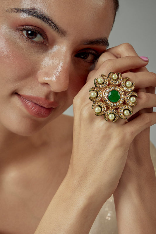 Saadgi Kundan Embellished Ring 