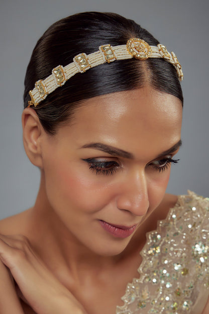 Kundan Polki Embellished Mathapatti 