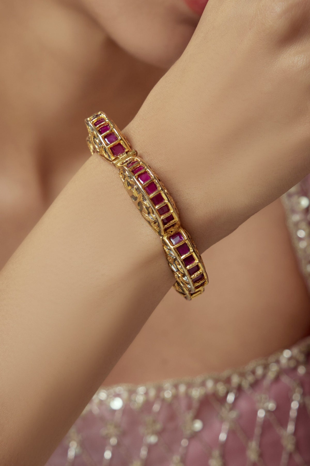 Kundan & Polki Embellished Kada Bangle 