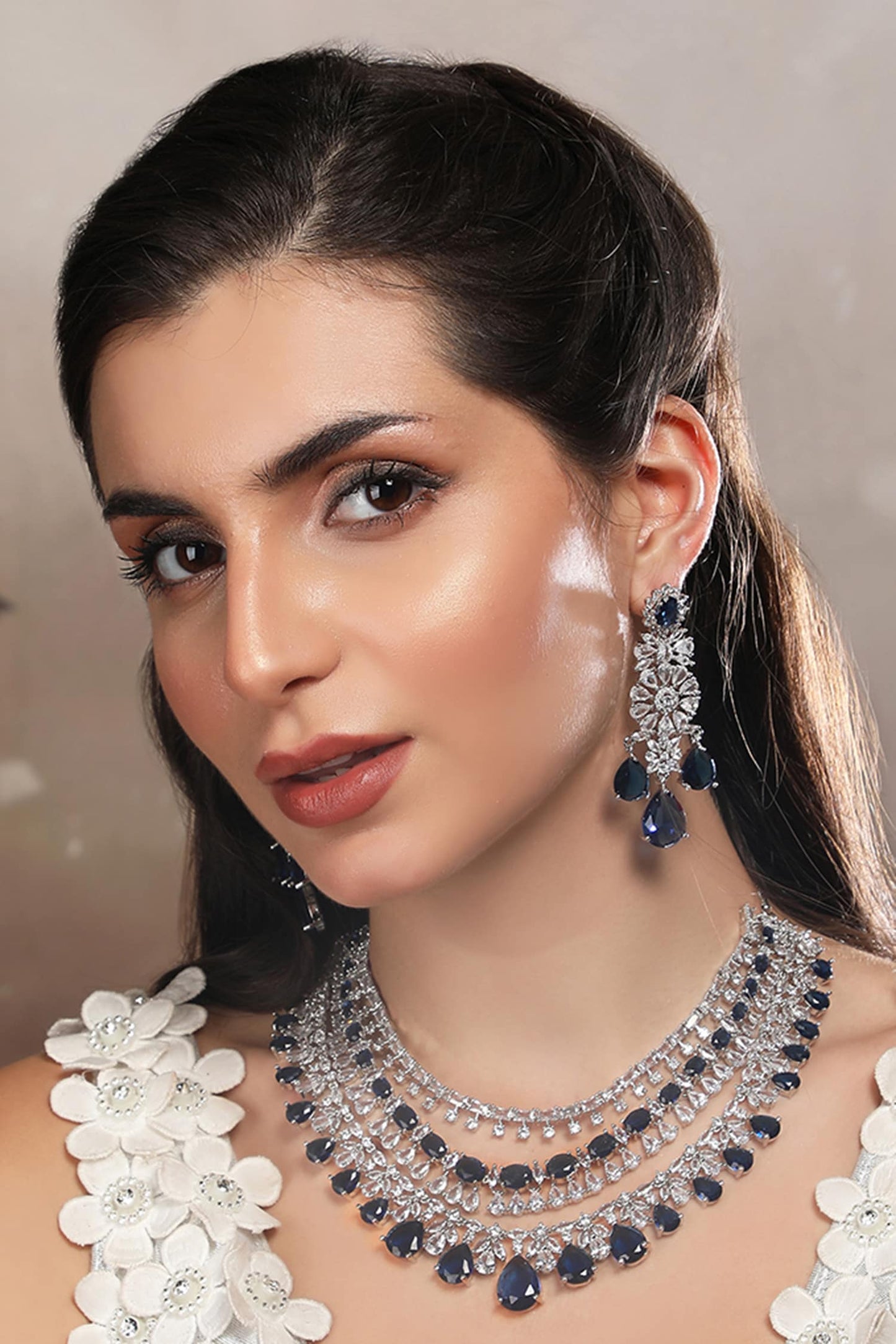 Layered Necklace Set With Sapphire Stones 