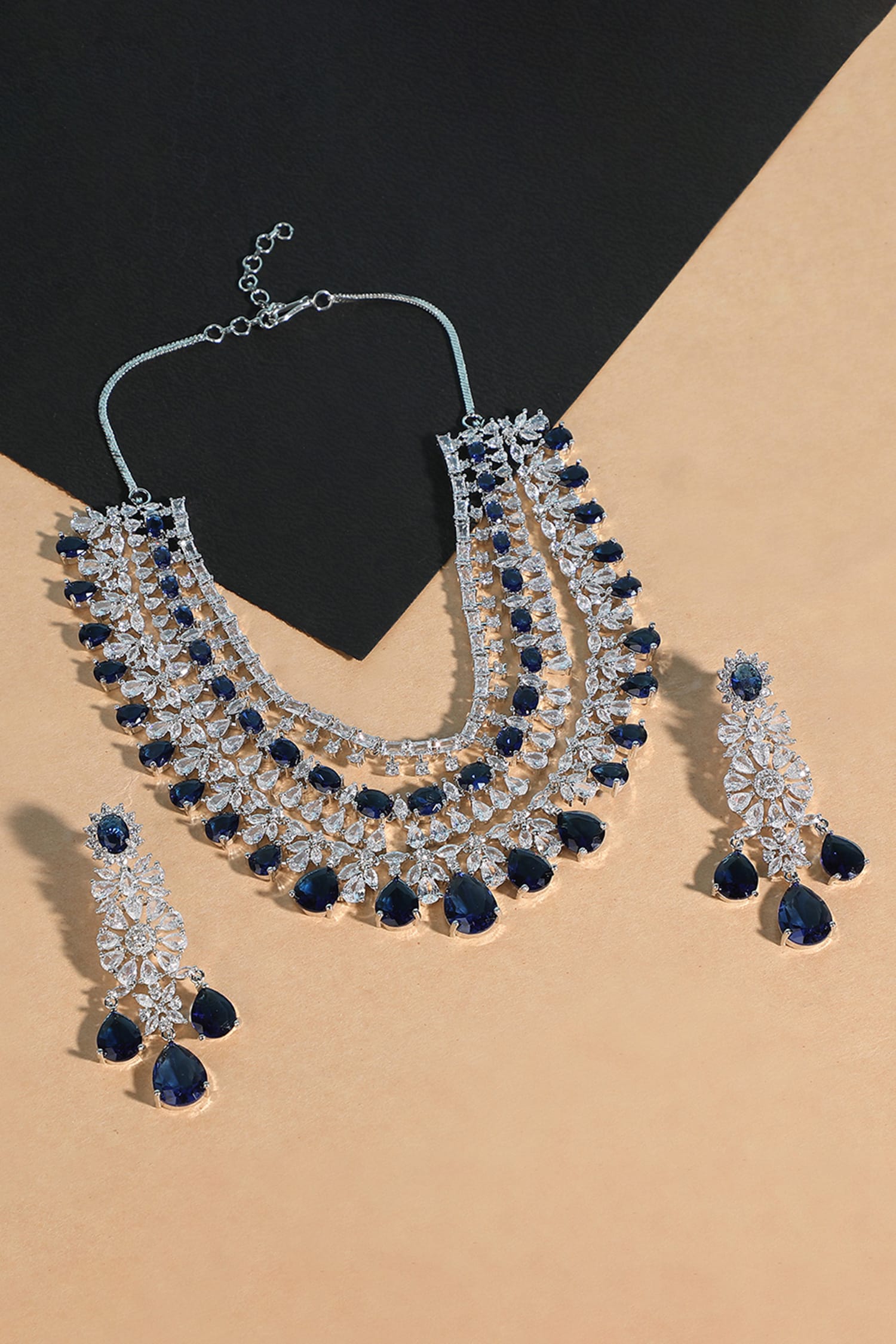 Layered Necklace Set With Sapphire Stones 