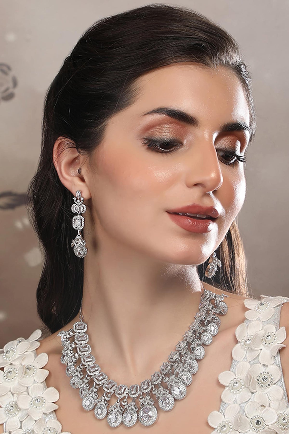 Diamond Stone Embellished Necklace & Earring Set 