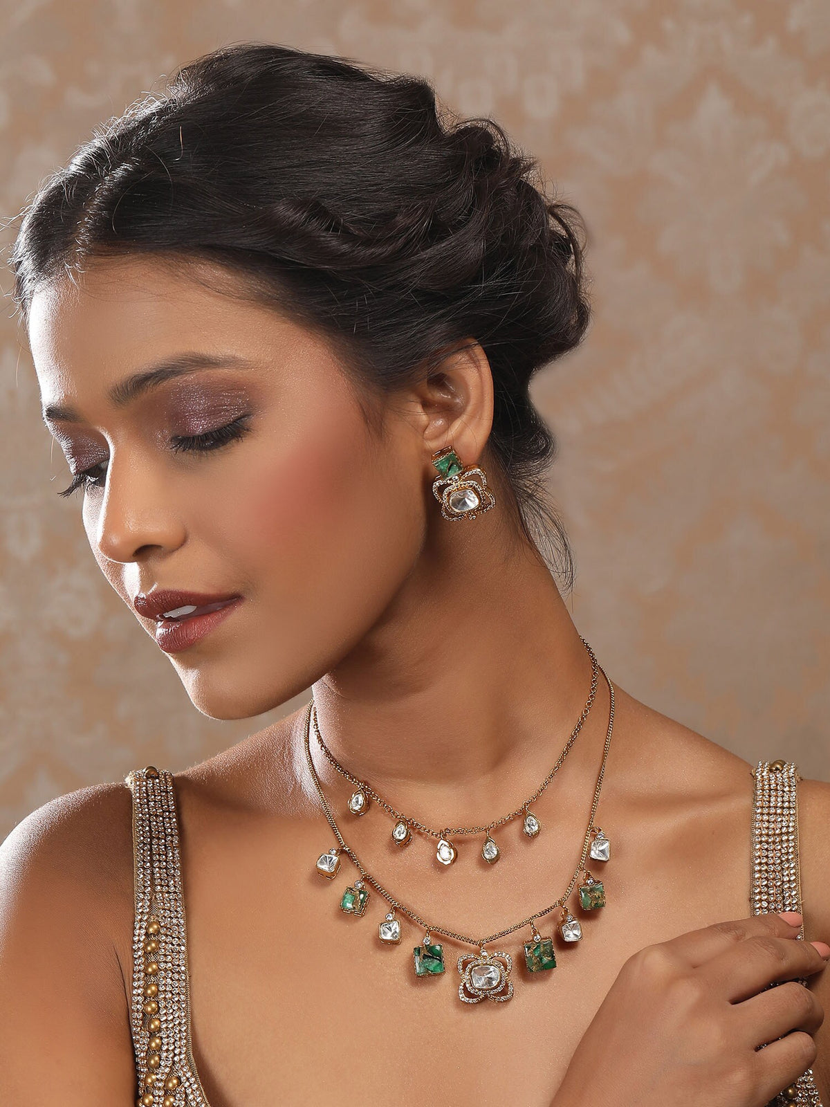Kundan Green Stone Necklace Set 