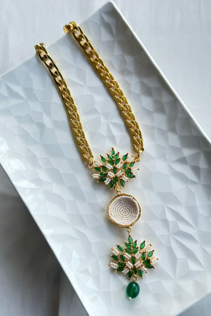 Emerald Leaf Stone Pendant Necklace 