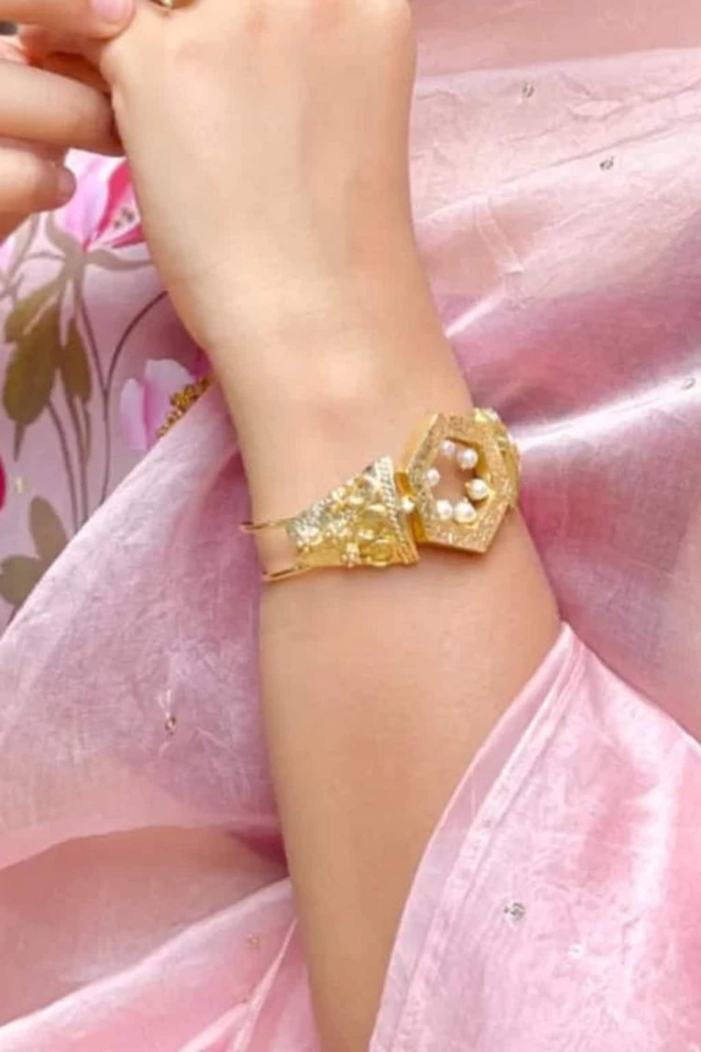 Pearl Embellished Hexagon Bracelet 