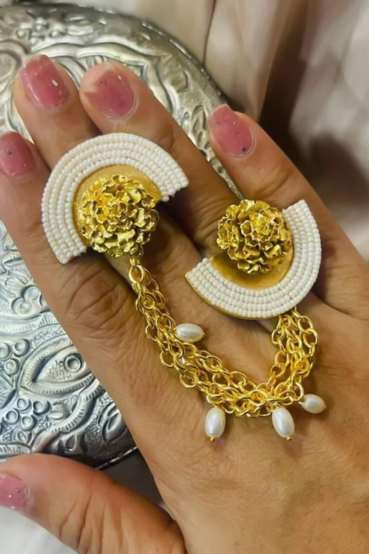 Floral Carved Pearl Embellished Ring 