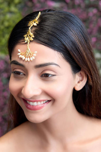 Pearl Embellished Maangtikka 