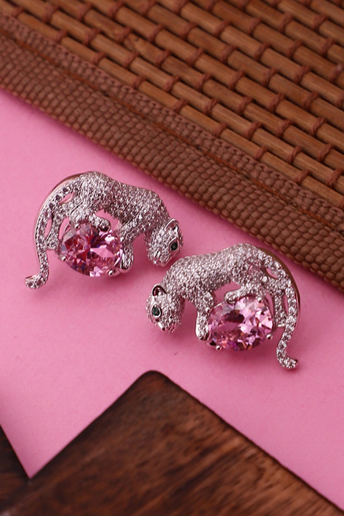 Gila Jaguar Stud Earrings 