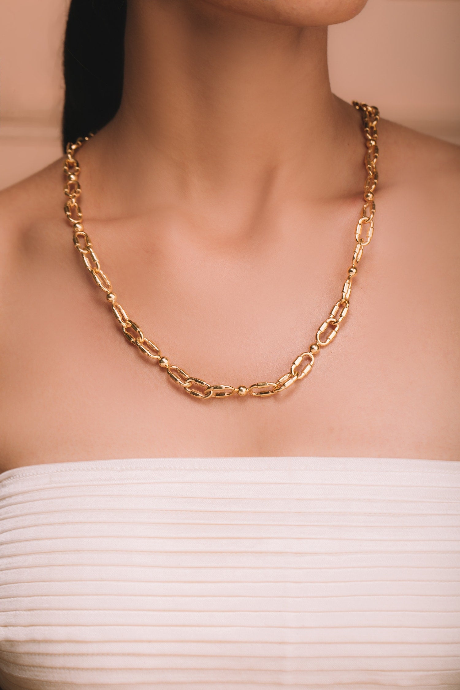 Gold Chain Link Necklace 