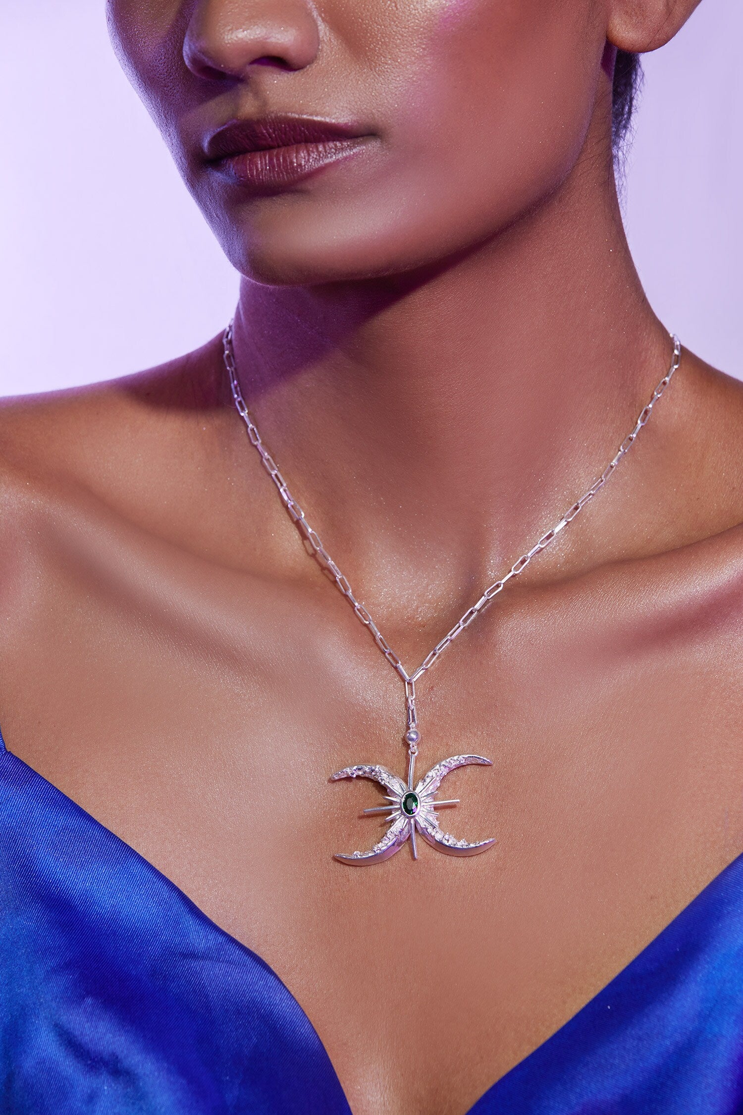 Zircon Studded Pendant Necklace 