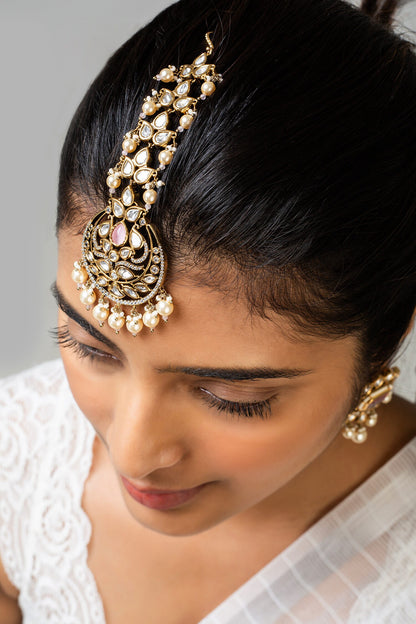 Crescent Pearl & Stone Maangtikka 