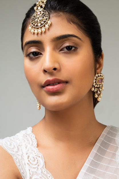 Crescent Pearl & Stone Maangtikka 