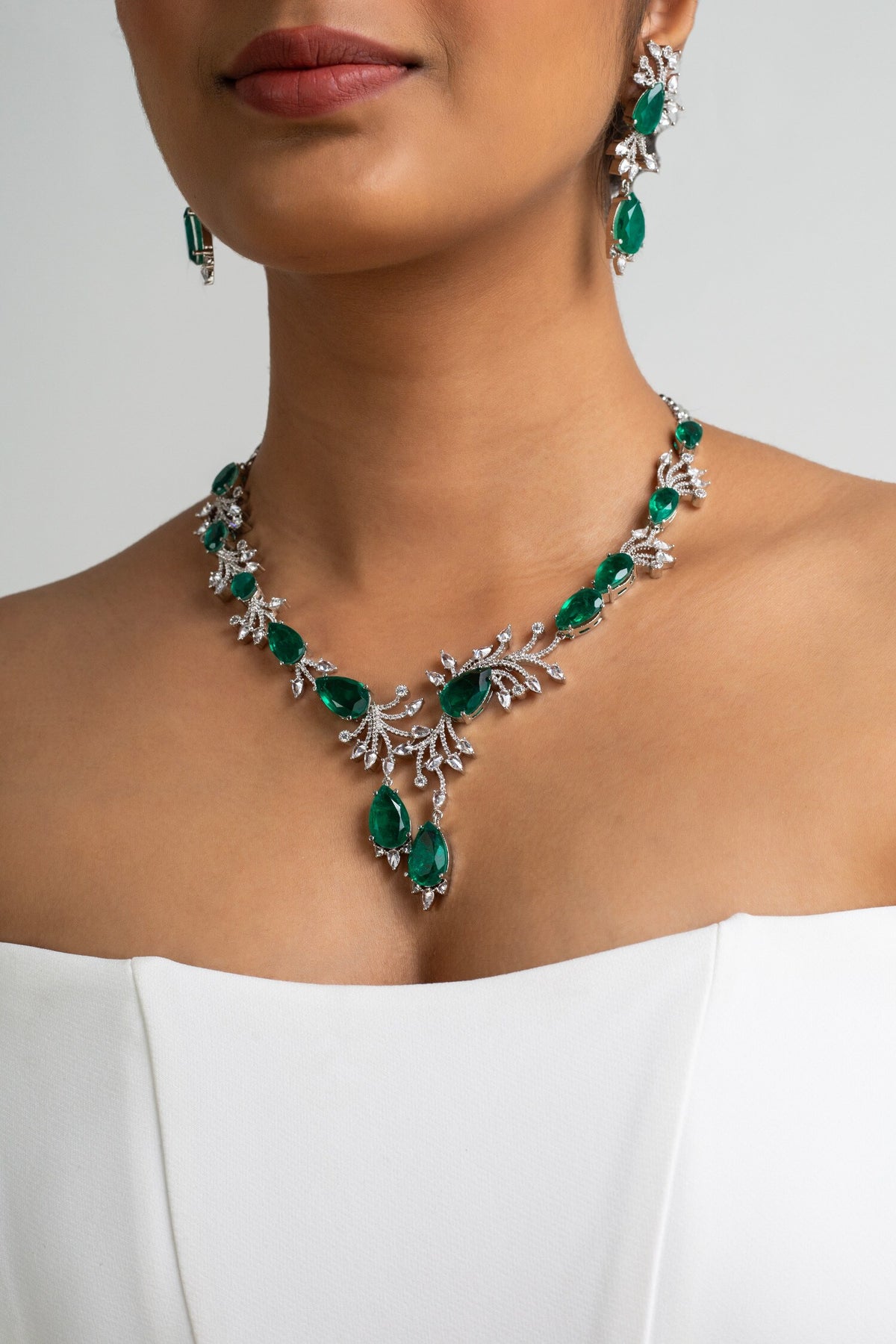 Floral Vine Stone Necklace Set 