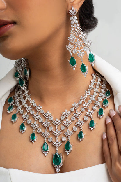 Stone Studded Leaf Cutwork Necklace Set 