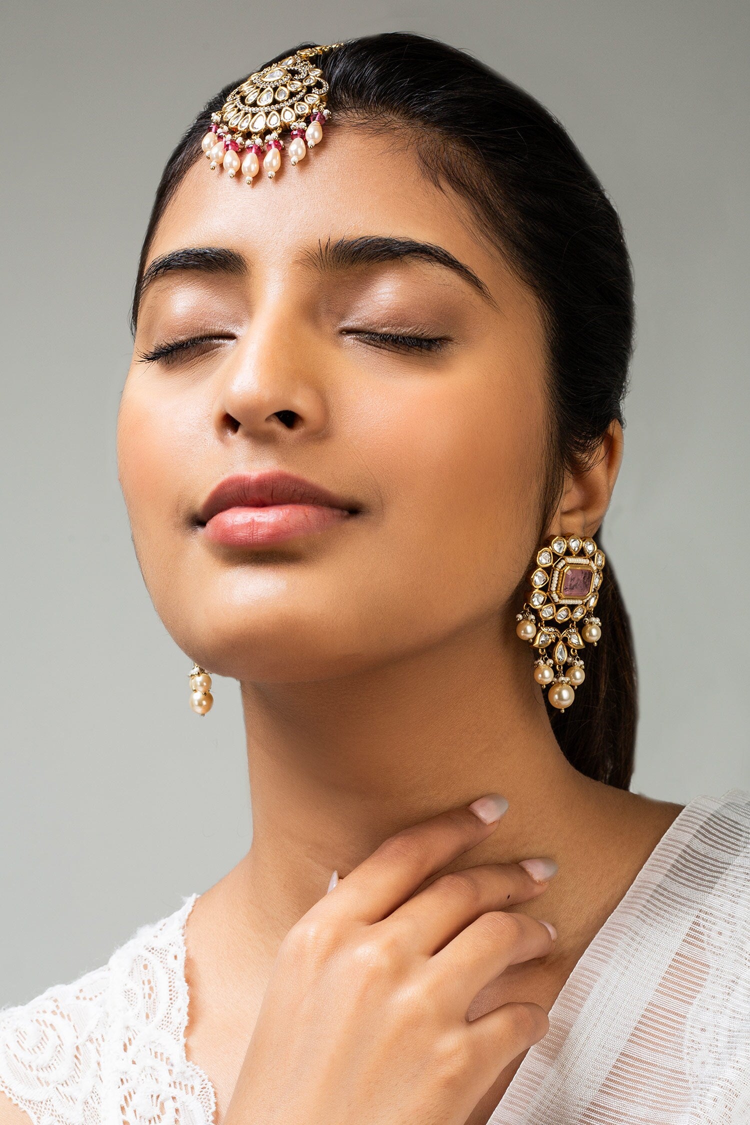 Antique Gold Plated Maangtikka 