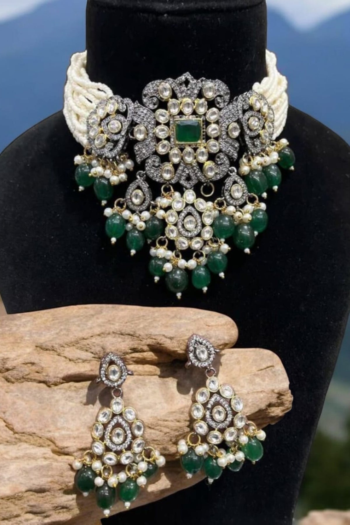 Emerald & Diamond Embellished Necklace Set 