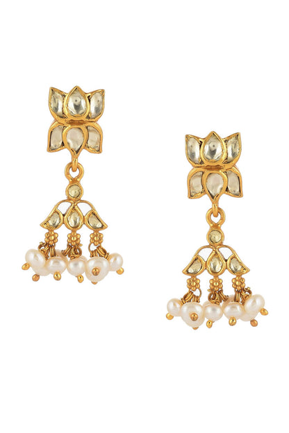 Kundan Pearl Embellished Choker Set 