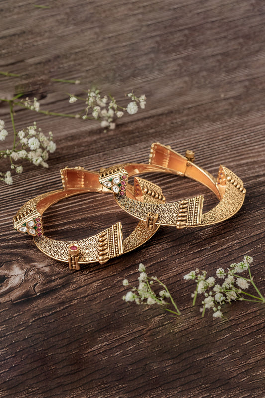 Geometric Pattern Gold Temple Bangles Set 