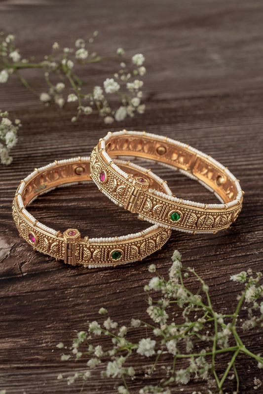 Crescent Carved Bangles Set 
