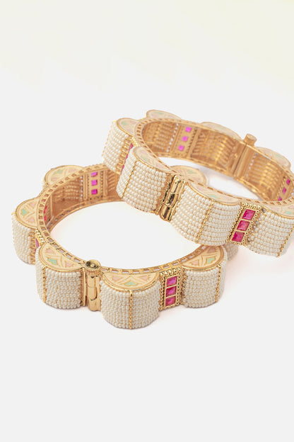 Scalloped Pearl & Stone Bangles Set 