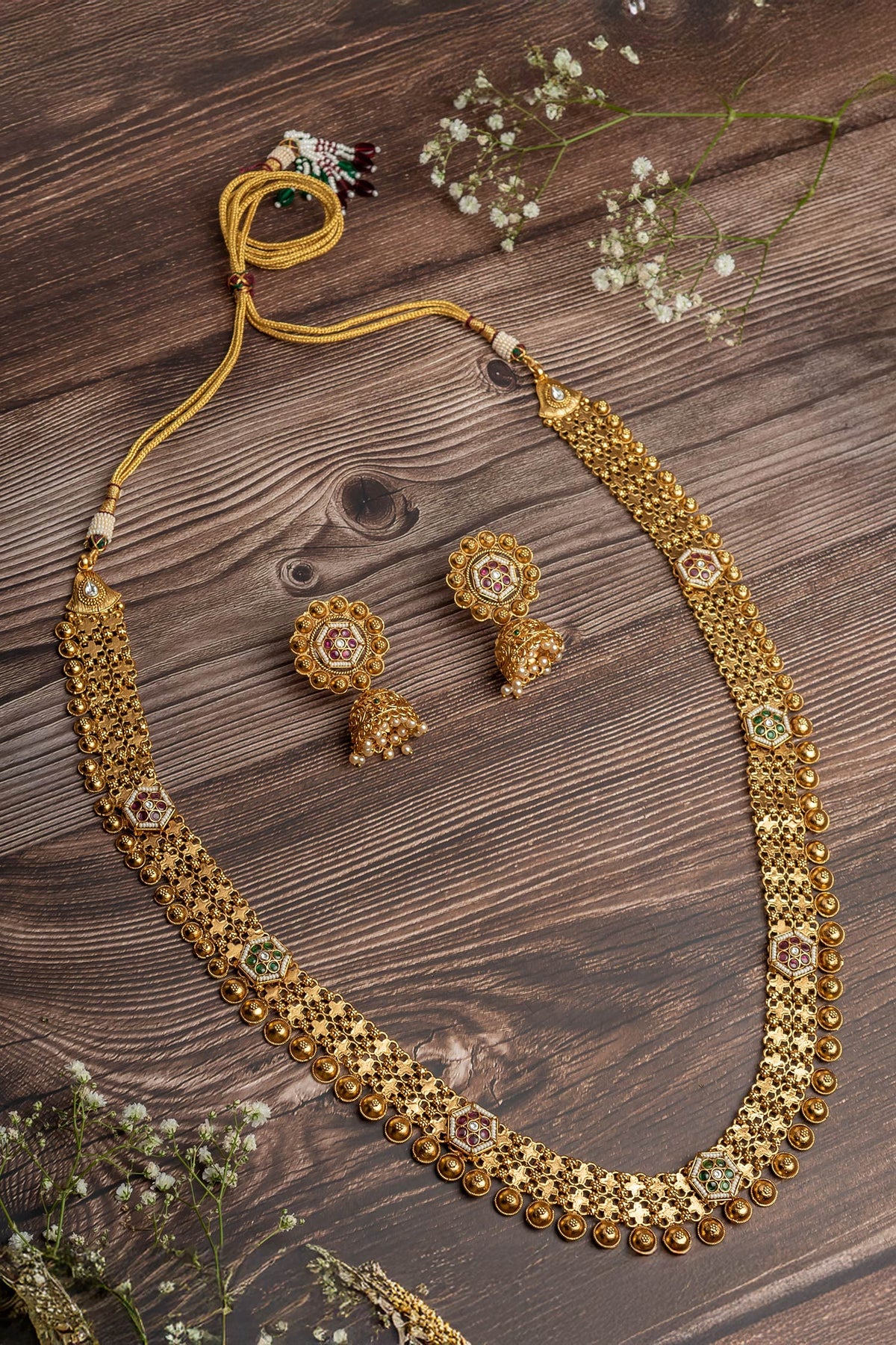 Gold Floral Stone Embellished Necklace Set 