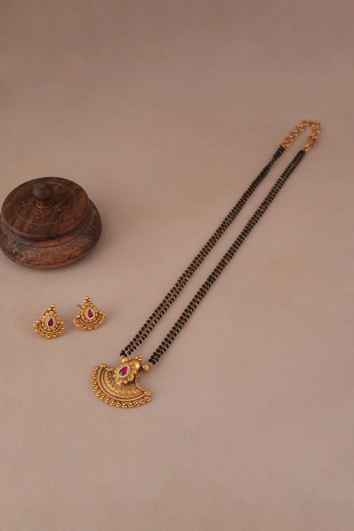 Antique Gold Ruby Mangalsutra Set 