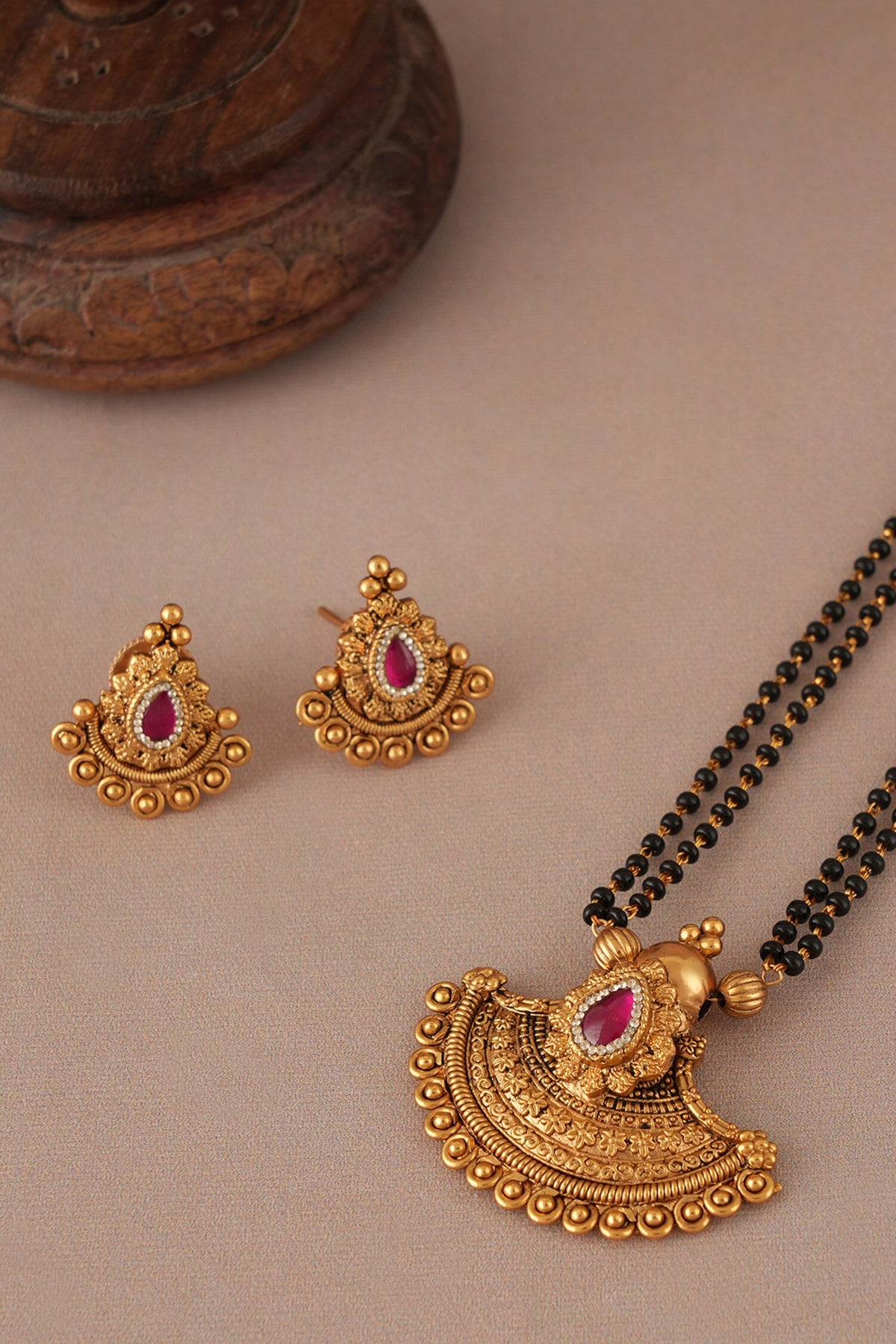 Antique Gold Ruby Mangalsutra Set 