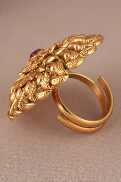 Antique Gold Carved Ruby Stone Ring 