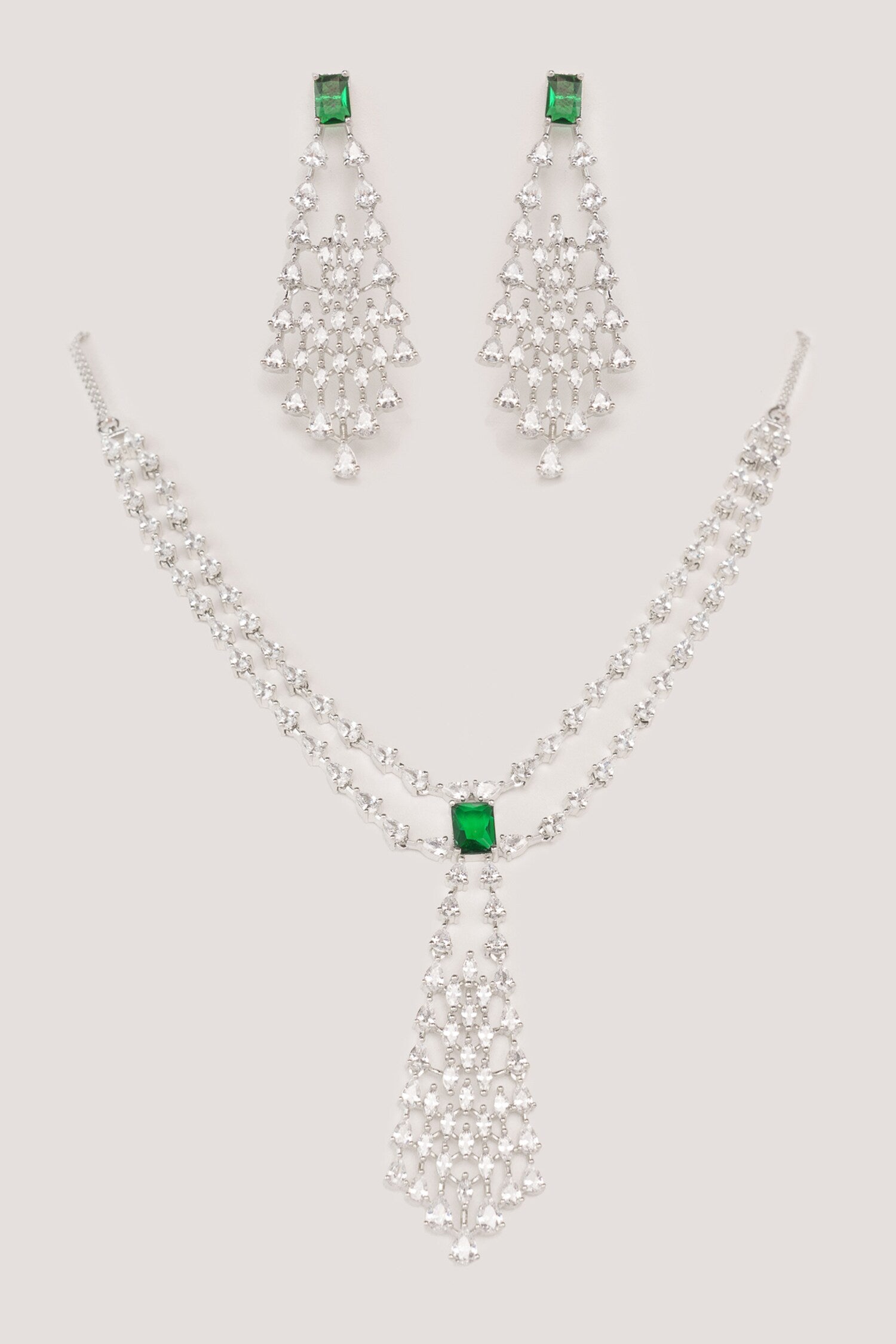 Contemporary Diamond Pendant Necklace Set 