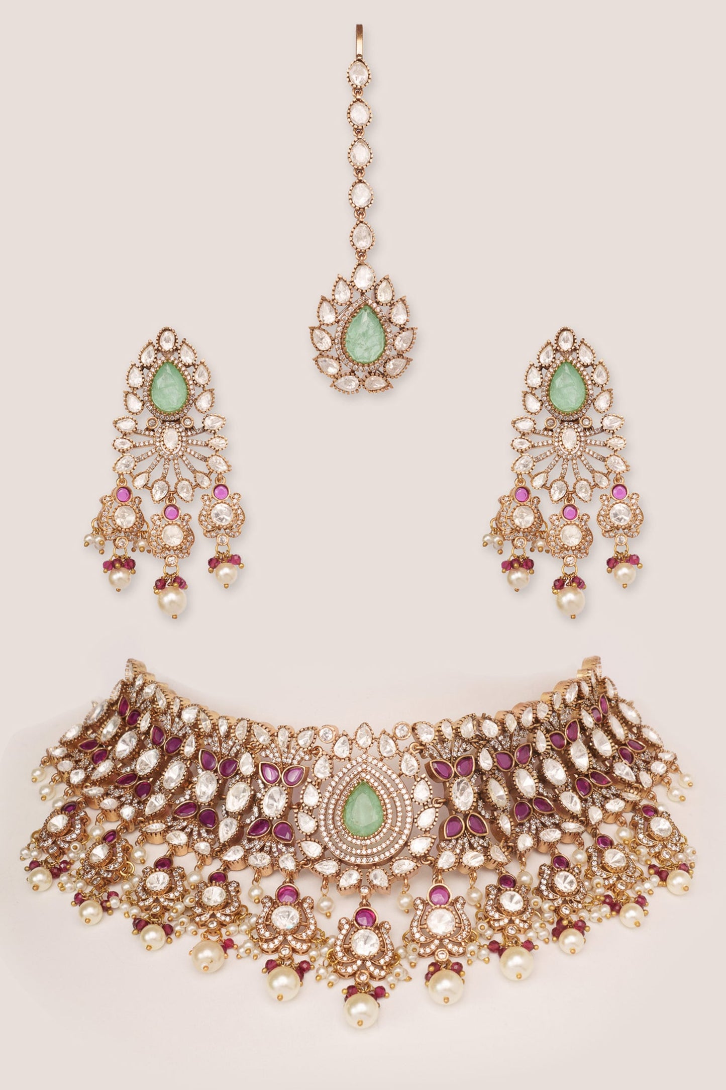 Dramatic Kundan Necklace Set 