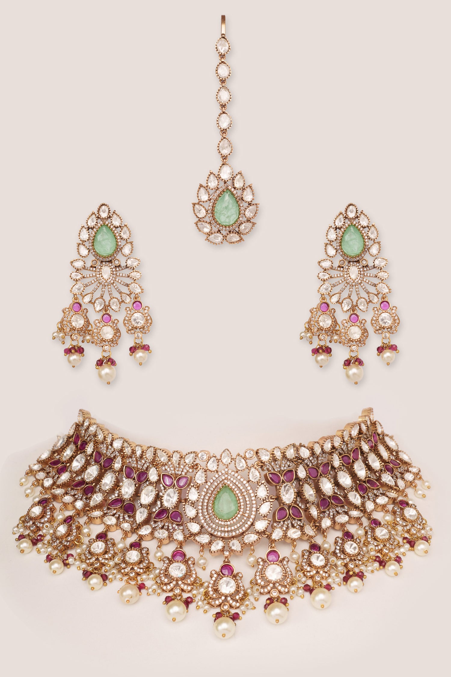 Dramatic Kundan Necklace Set 