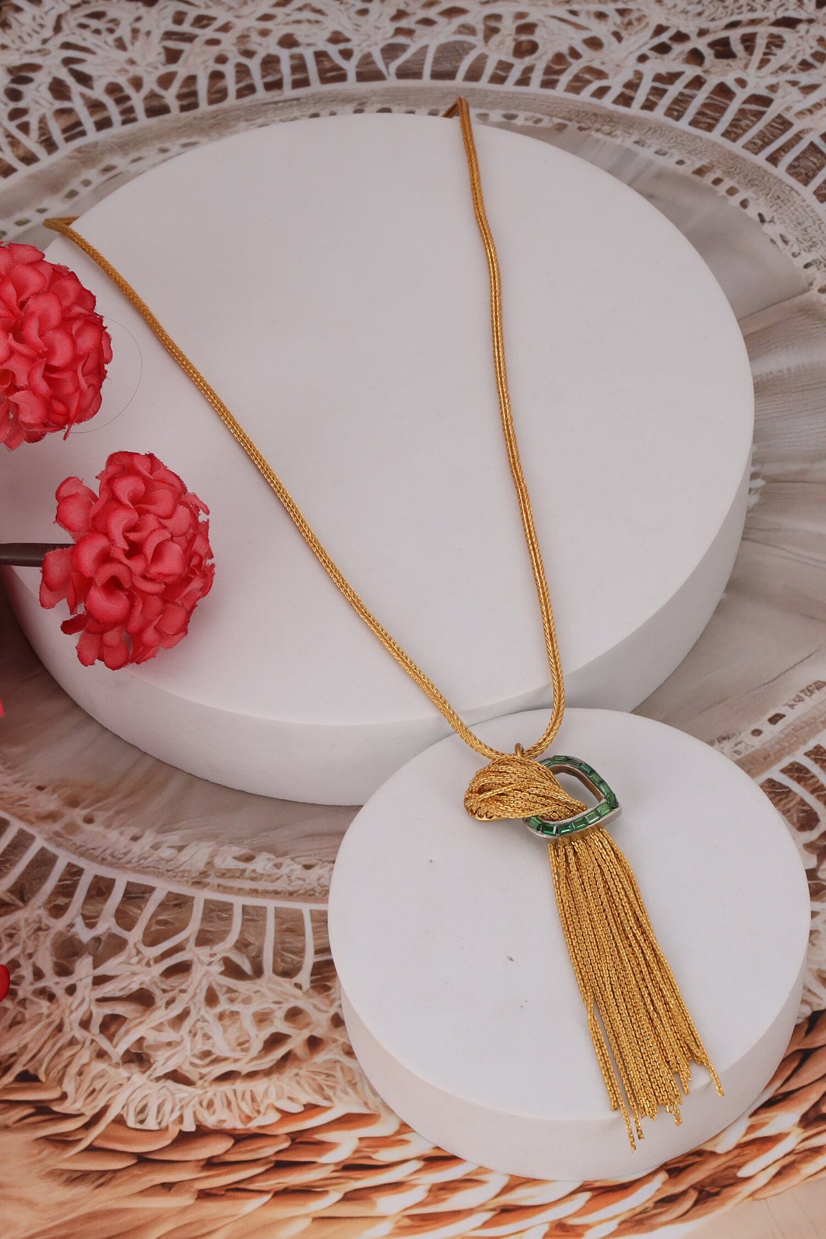 Gold Cascade Pendant Necklace 