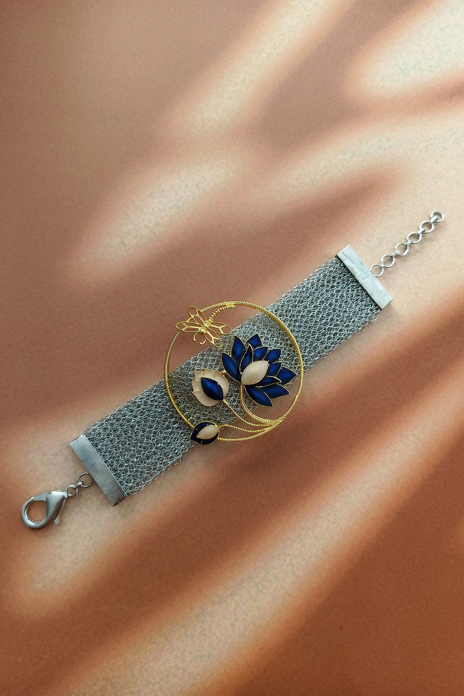 Lotus Mesh Bracelet 