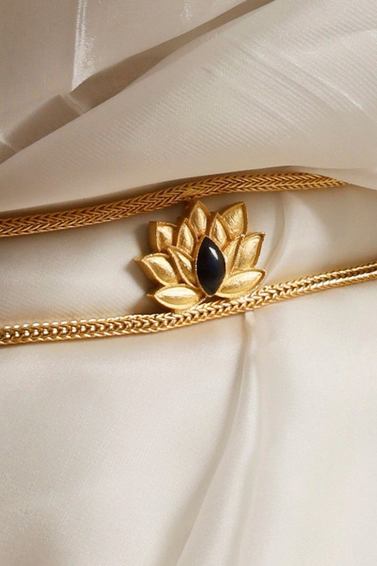Lotus Pattern Gold Kamarbandh 