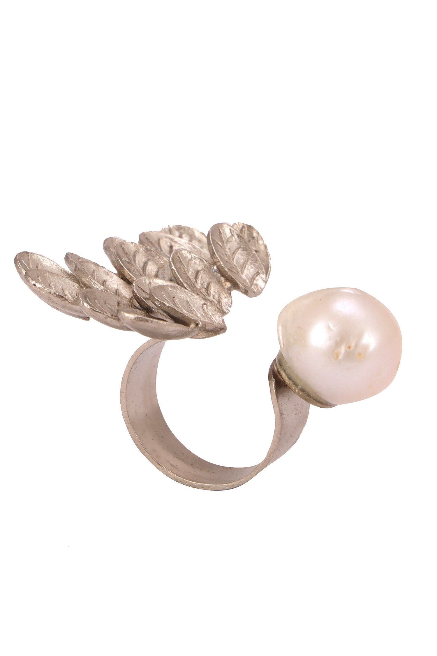 Baroque Silver Ring with Pearl 