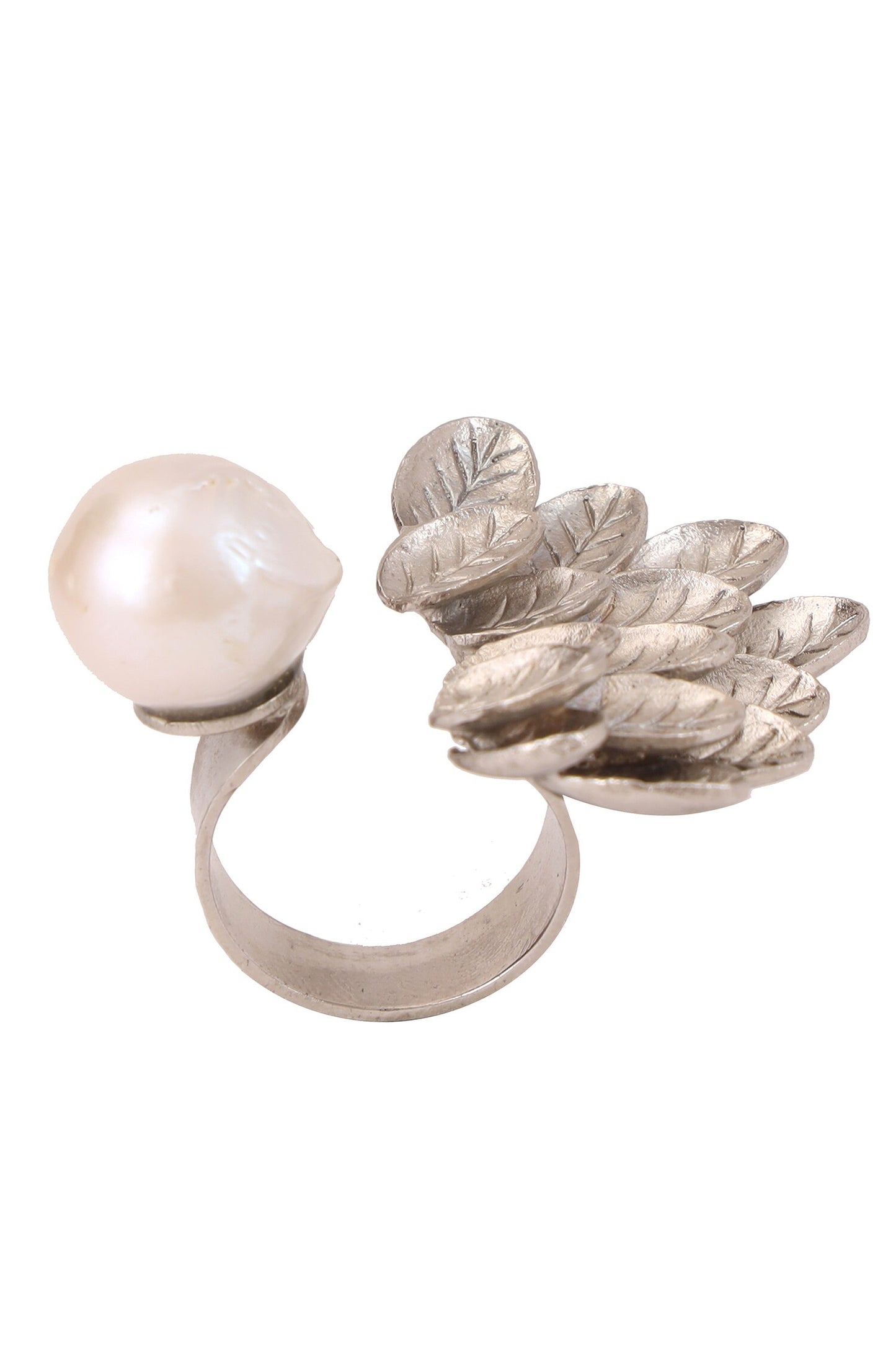 Baroque Silver Ring with Pearl 