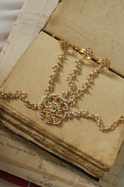 Kundan Hathphool Bracelet 