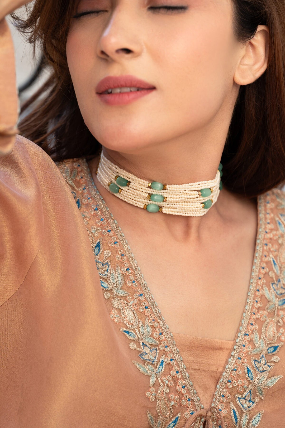 Mint Pearls Choker Necklace 