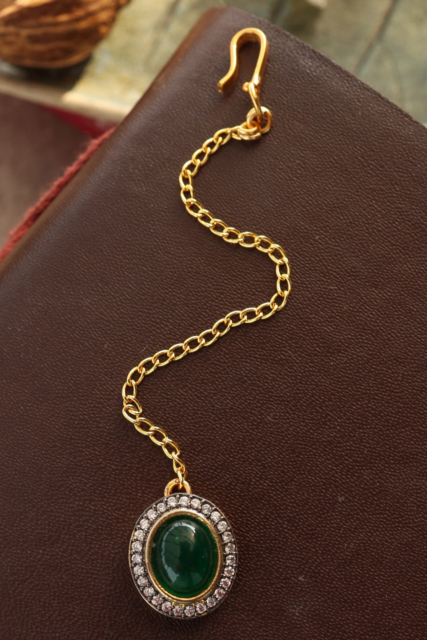 Green Stone Maangtikka 