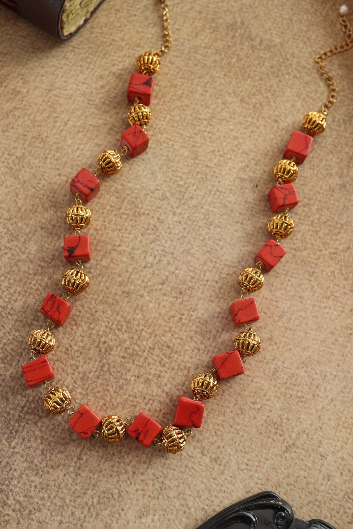 Red & Orange Beaded Necklace 