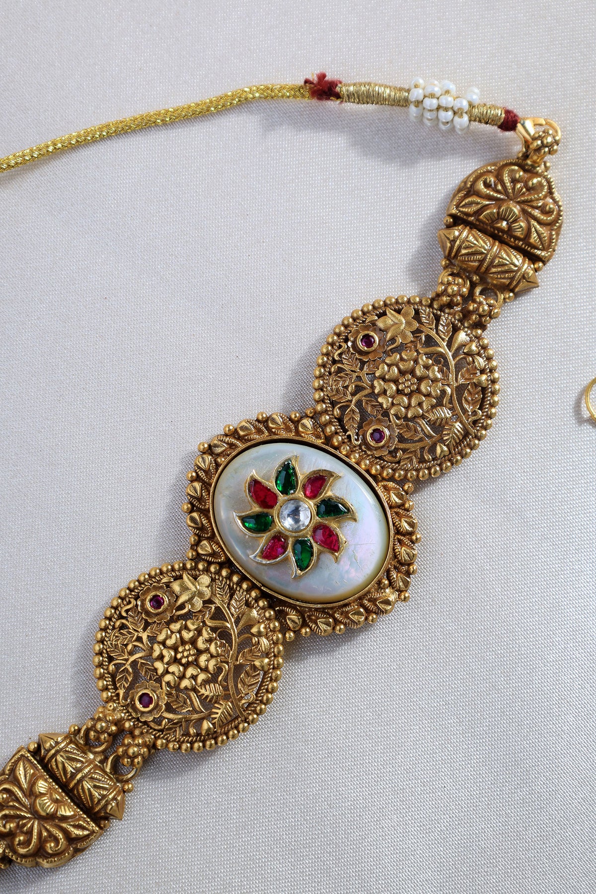 Gold Kundan Temple Choker 