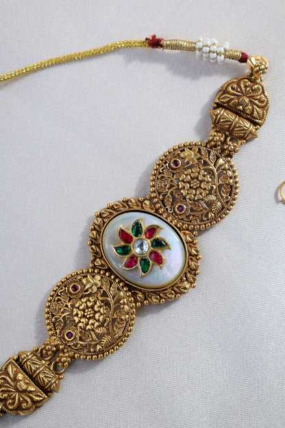 Gold Kundan Temple Choker 