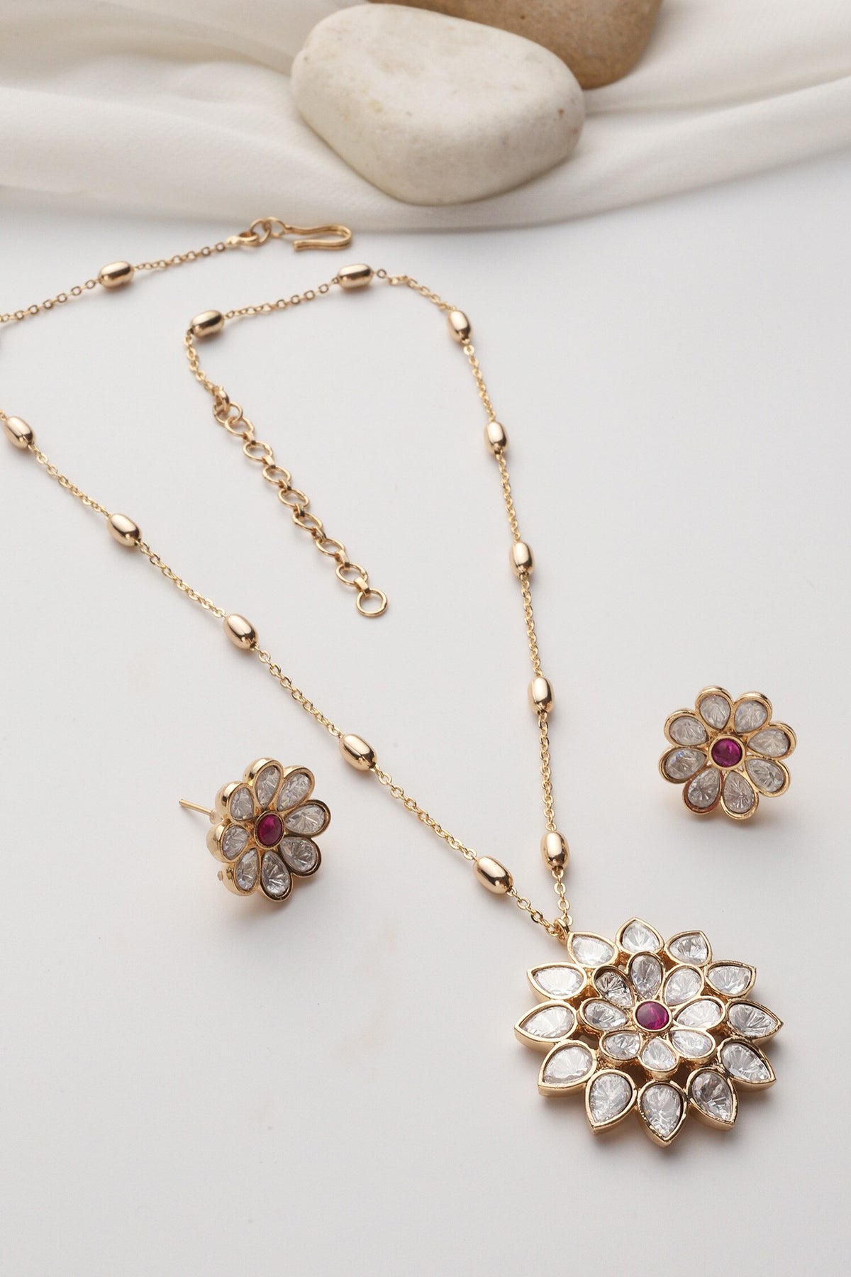 Red Rose Gold Polki Pendant Set 
