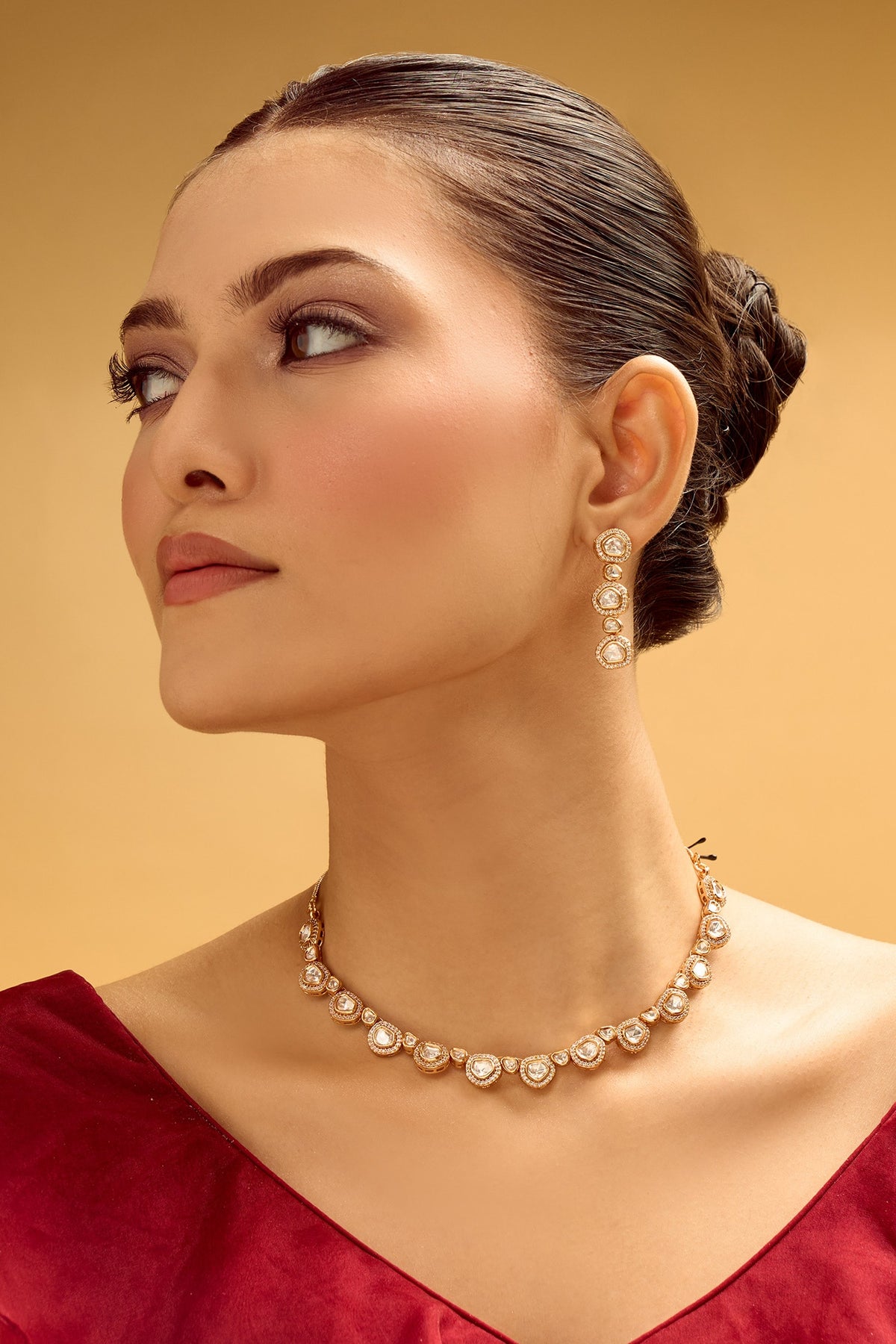 Gold and White Jewellery Set 