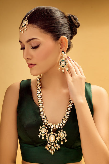 Green & Gold Stone Embellished Jewellery Set 