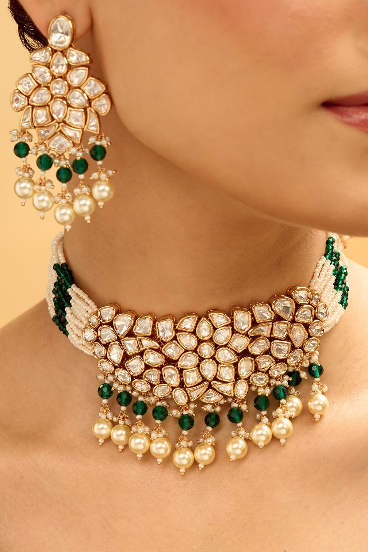 Green Beaded Necklace & Earring Set 