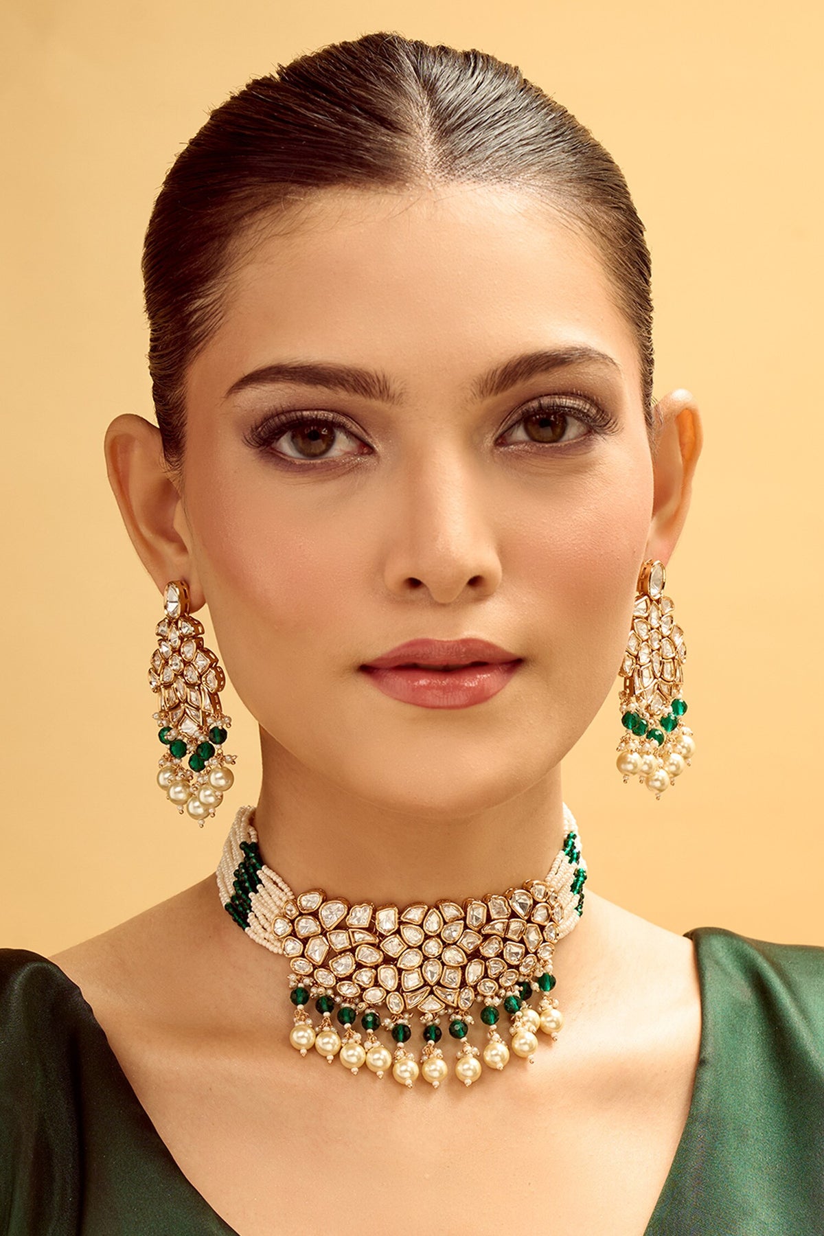 Green Beaded Necklace & Earring Set 
