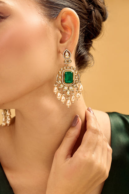 Emerald Green & Gold Dangler Earrings 