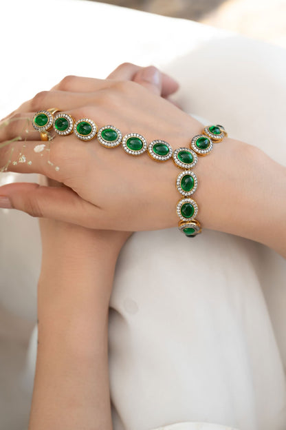 Green Stone Hathphool 