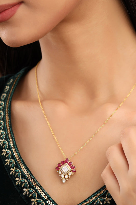 Gold Moissanite Pendant Necklace 